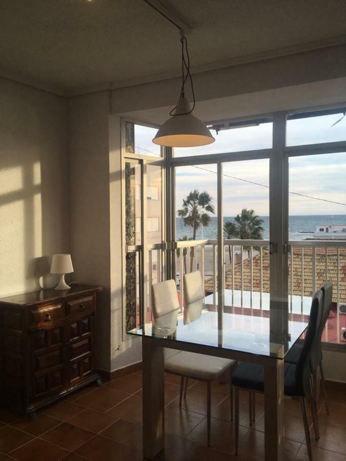 2 Bedroom'S Flat On The Beach, City Center, 1 Line 圣波拉 外观 照片